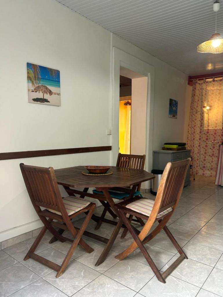 Le Cocon De Lollita Apartman Sainte-Anne  Kültér fotó